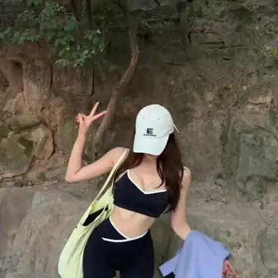 梁一龙